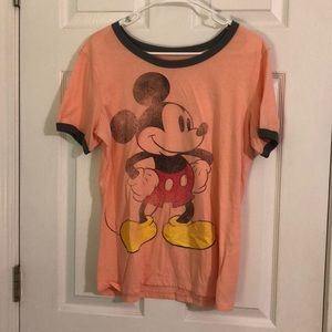 Women’s Mickey Mouse graphic tee